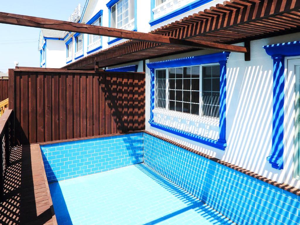 White Dream Pension Jeju Exterior foto